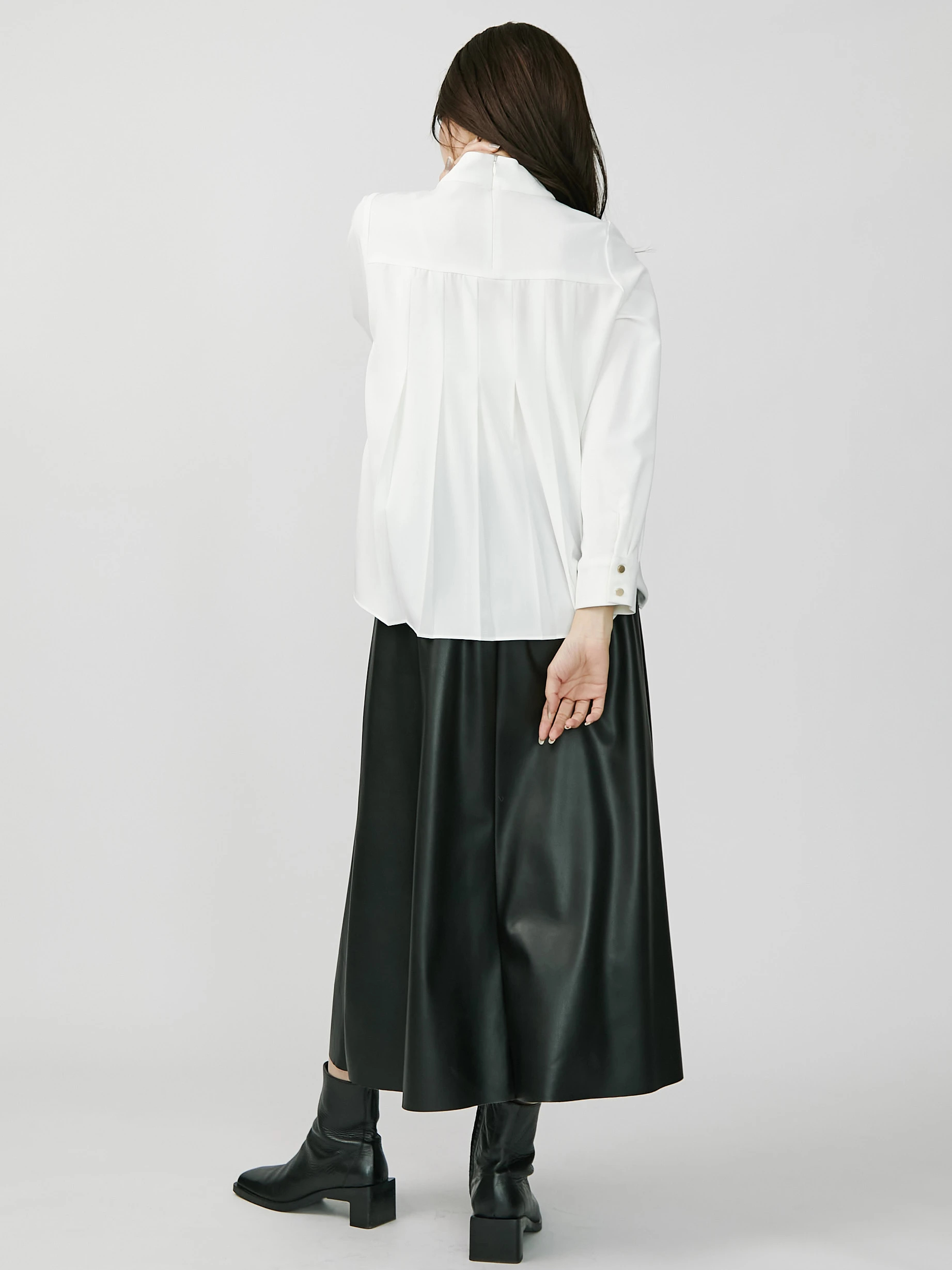 フェイクレザーアシメAラインスカート | レディースファッション通販の