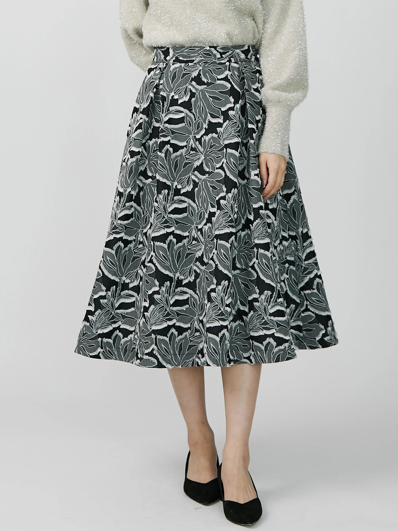 フラワーJQタックフレアスカート | レディースファッション通販のTONAL