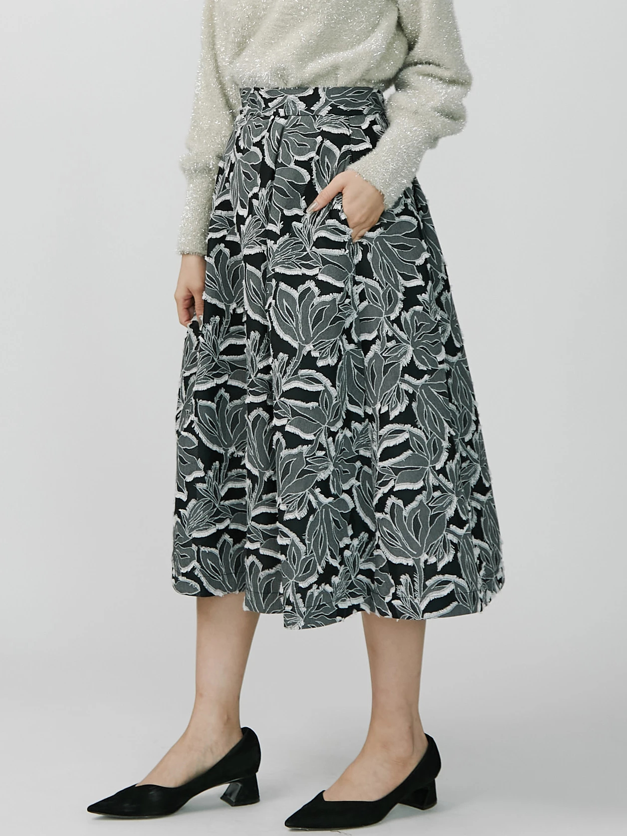 フラワーJQタックフレアスカート | レディースファッション通販のTONAL