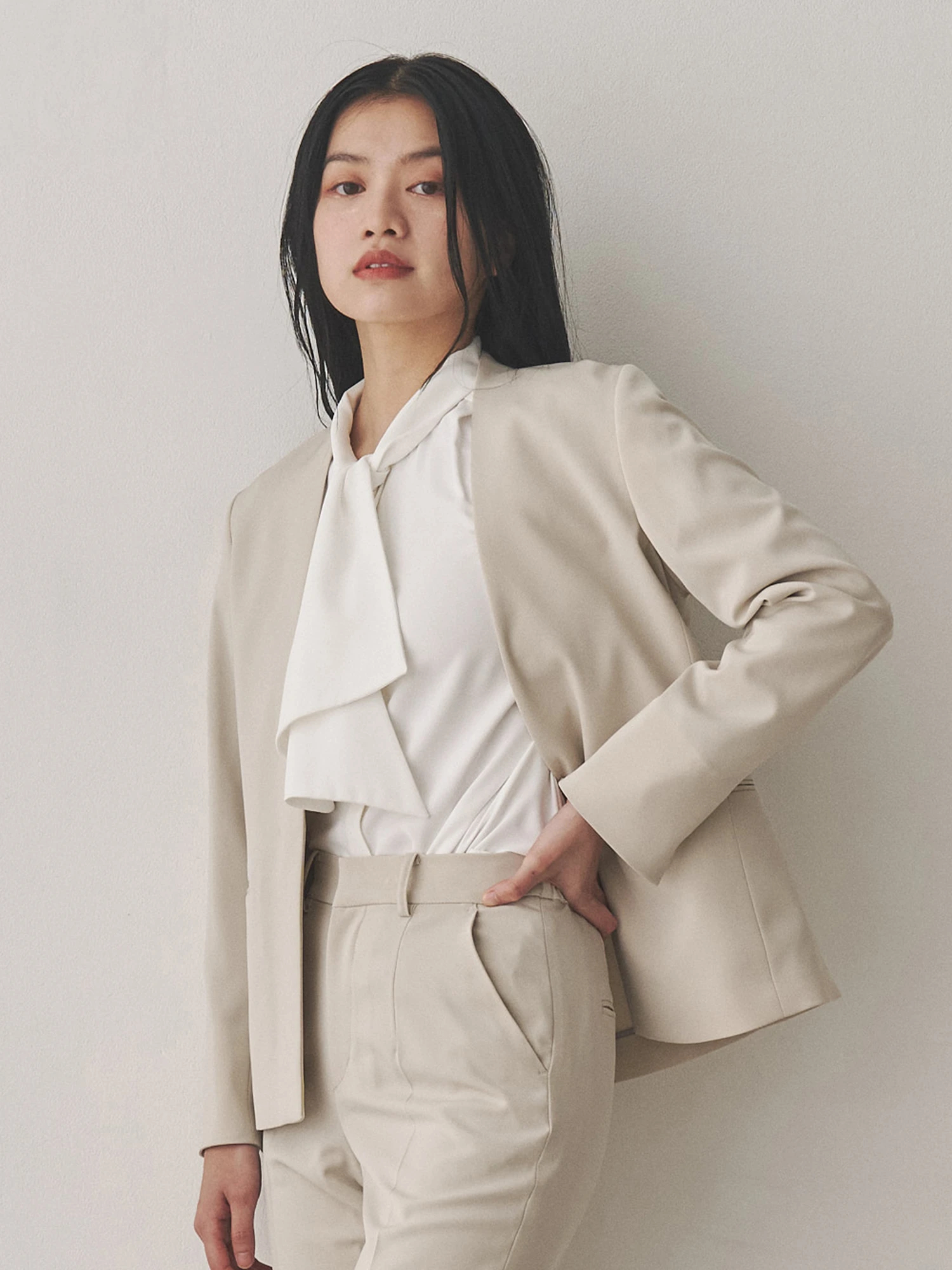 【TONAL】トーナル ノーカラージャケット セットアップ 3点セット オフ白M スーツノーカラージャケット | レディースファッション通販の