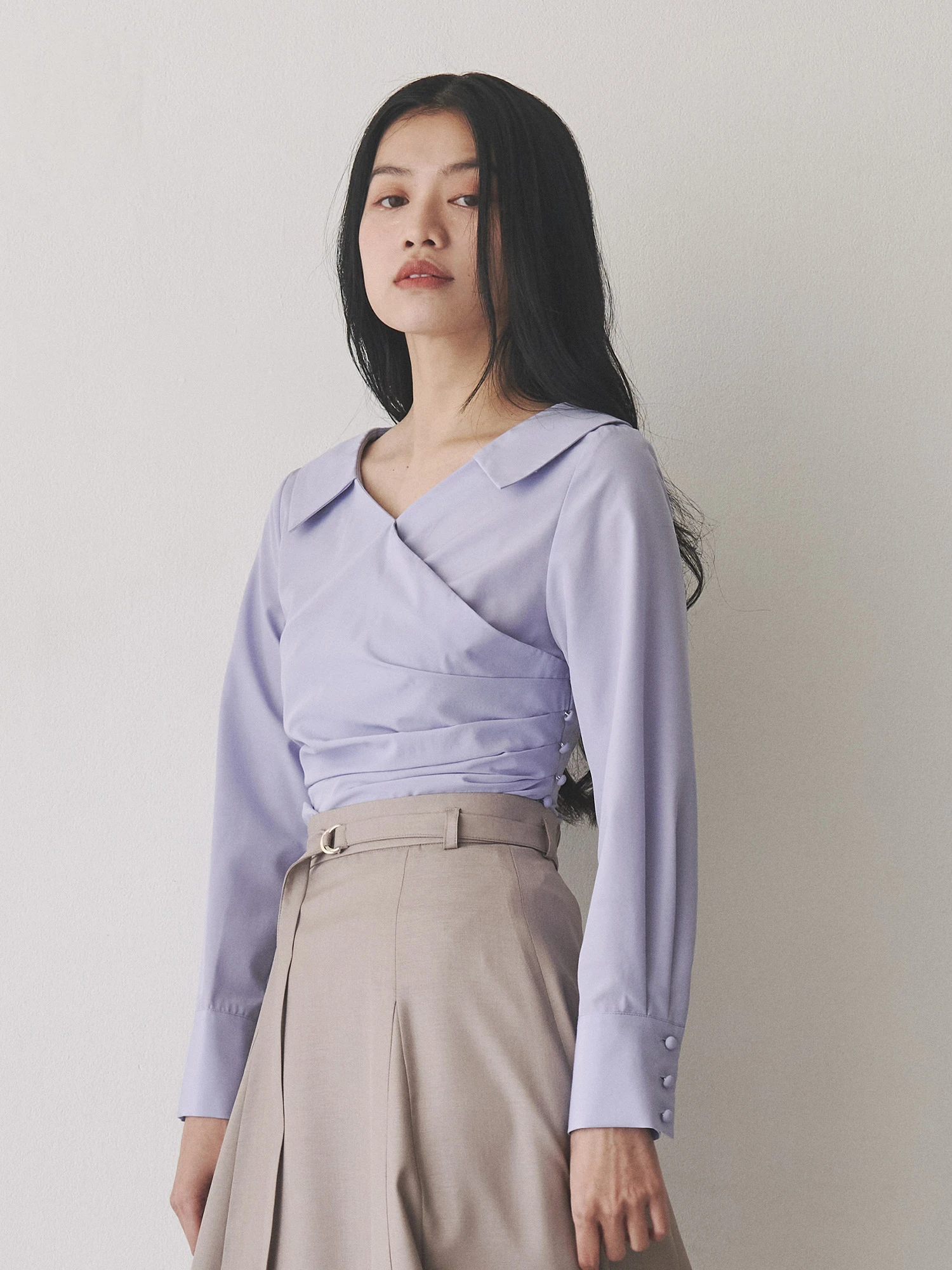 TONAL（トーナル）の「タックカシュクールチュニック（シャツ