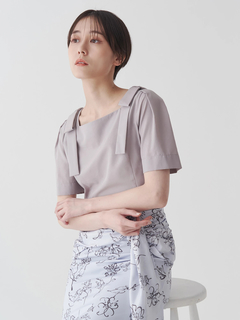 TONAL | リボンショルダーハーフスリーブブラウス