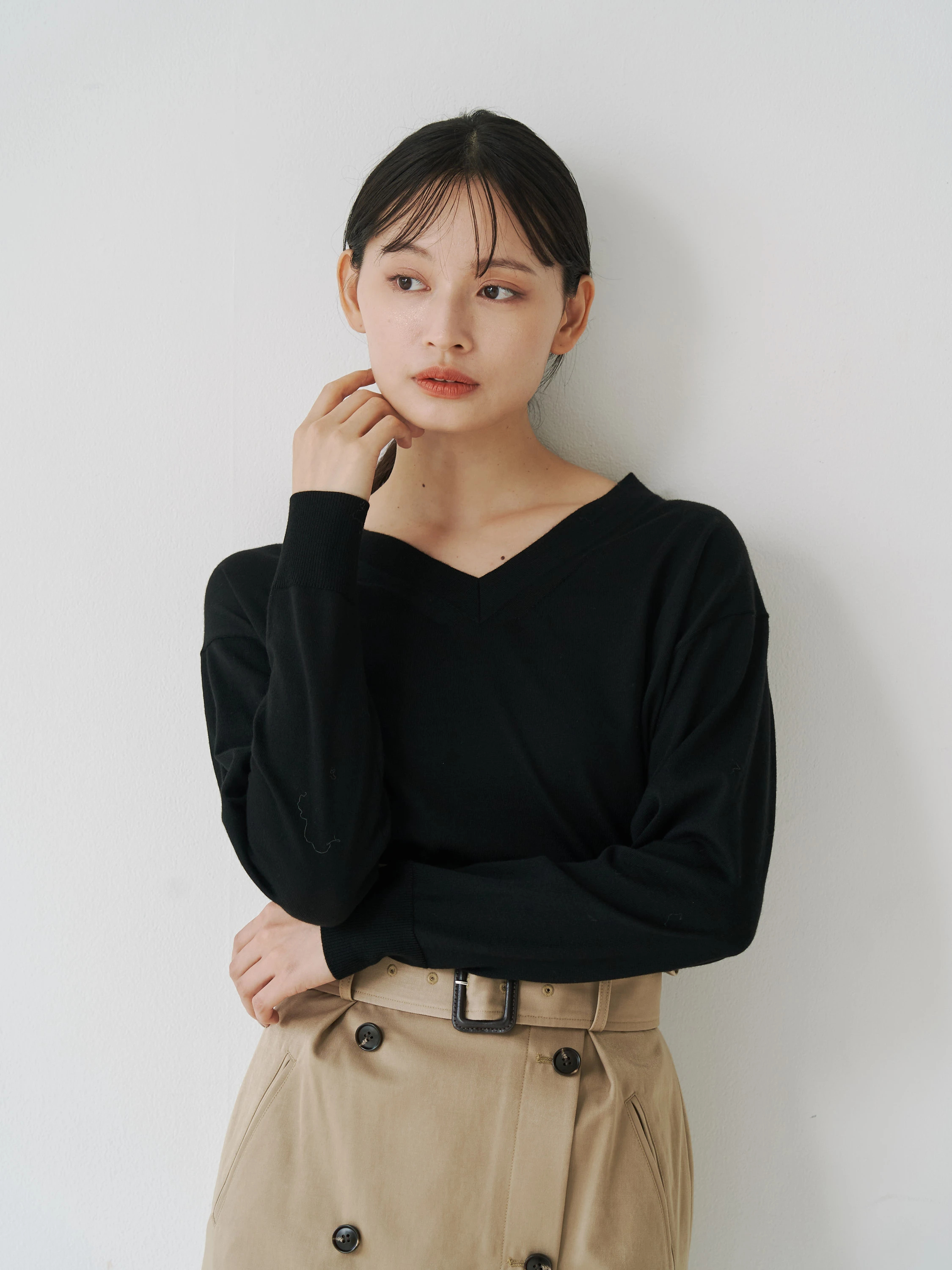 ロロピアーナウールVネックニット | レディースファッション通販の