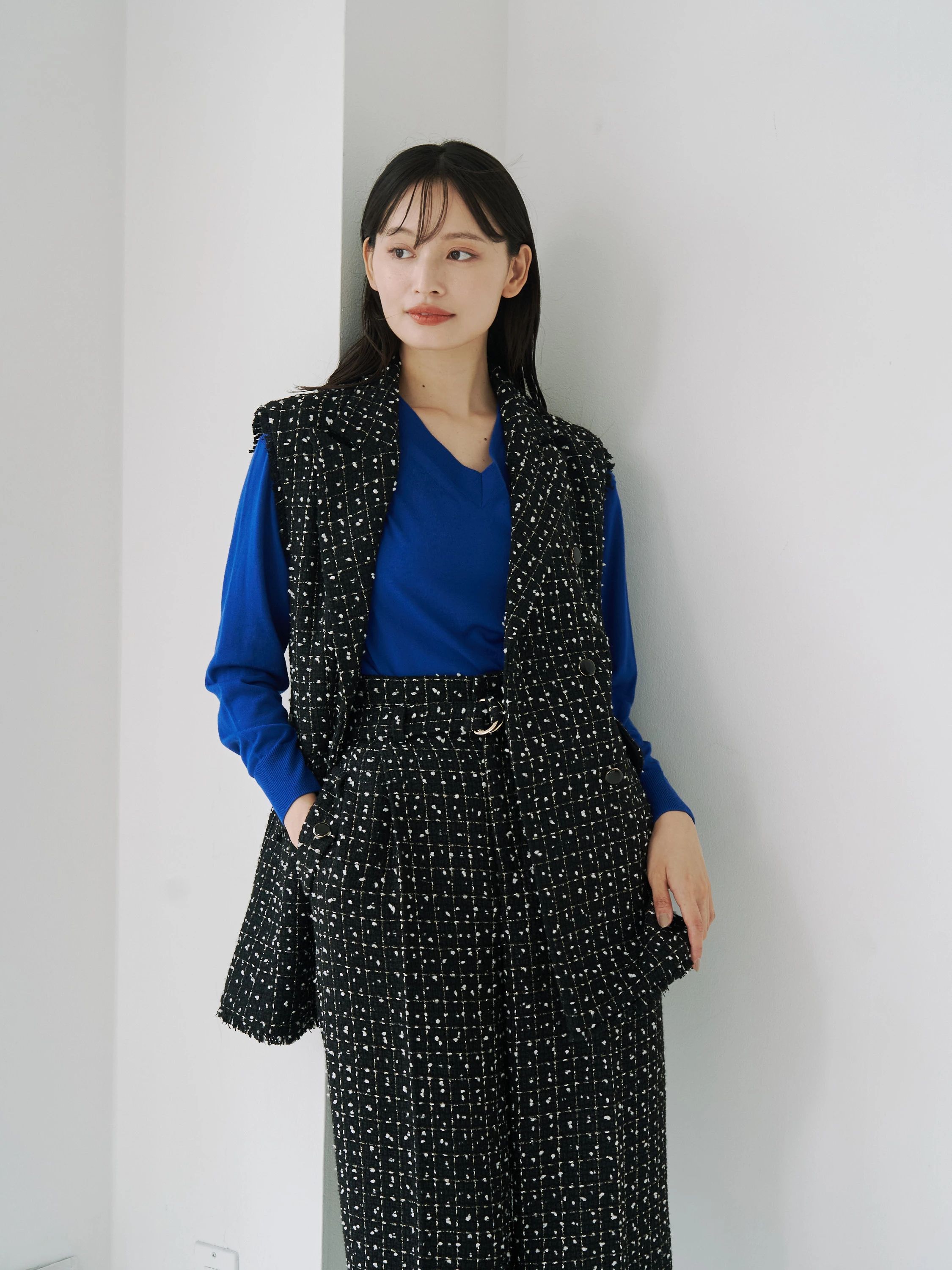 ロロピアーナウールVネックニット | レディースファッション通販の