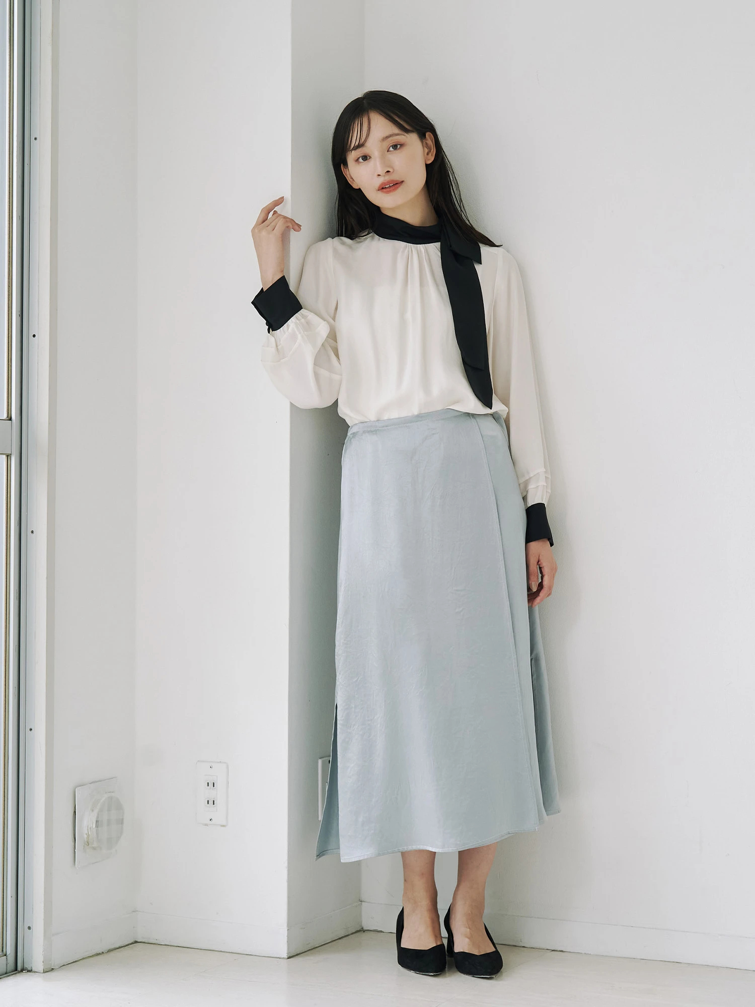 otonacium スカートとブラウス NARACAMICIE】サテンストライプフロントタック長袖ブラウス(1(M)9号