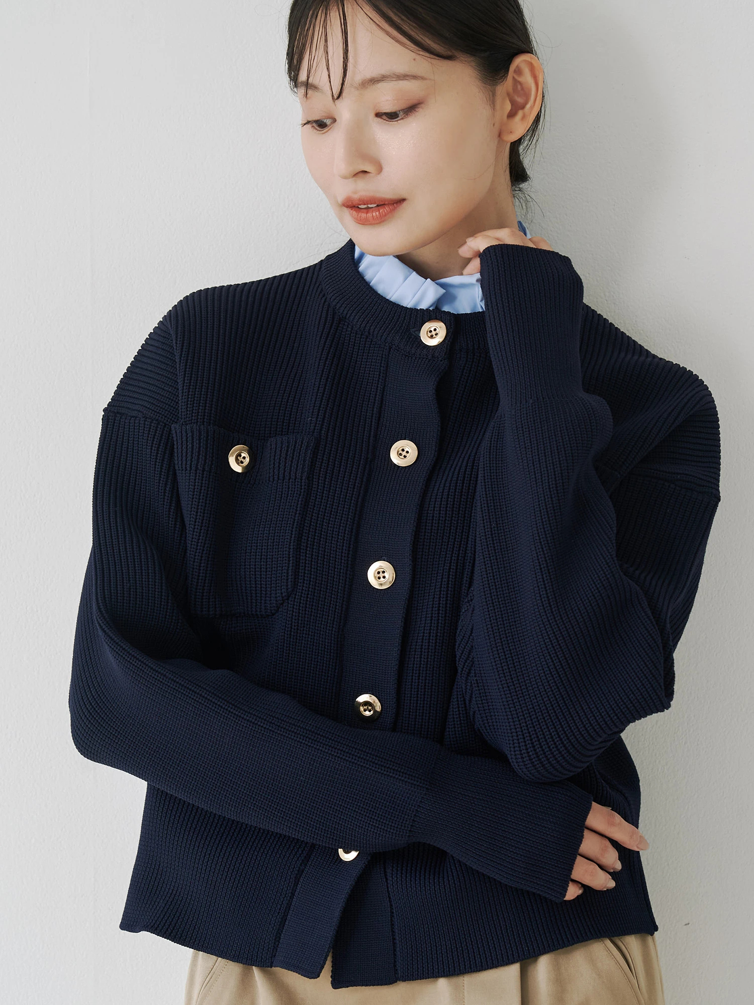 DIESEL フリル付きボタンカーディガン 長袖【新品、未使用】 DIESEL フリル付きボタンカーディガン 長袖【新品、未使用】 DIESEL