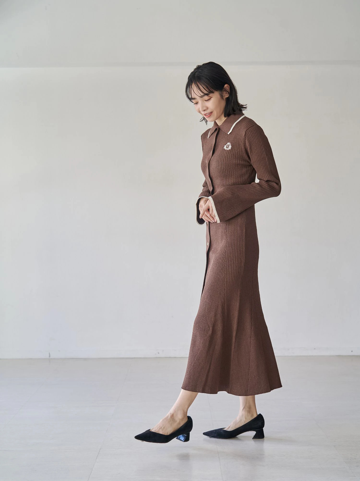 エンブレム刺繍ポロニットOP | レディースファッション通販のTONAL