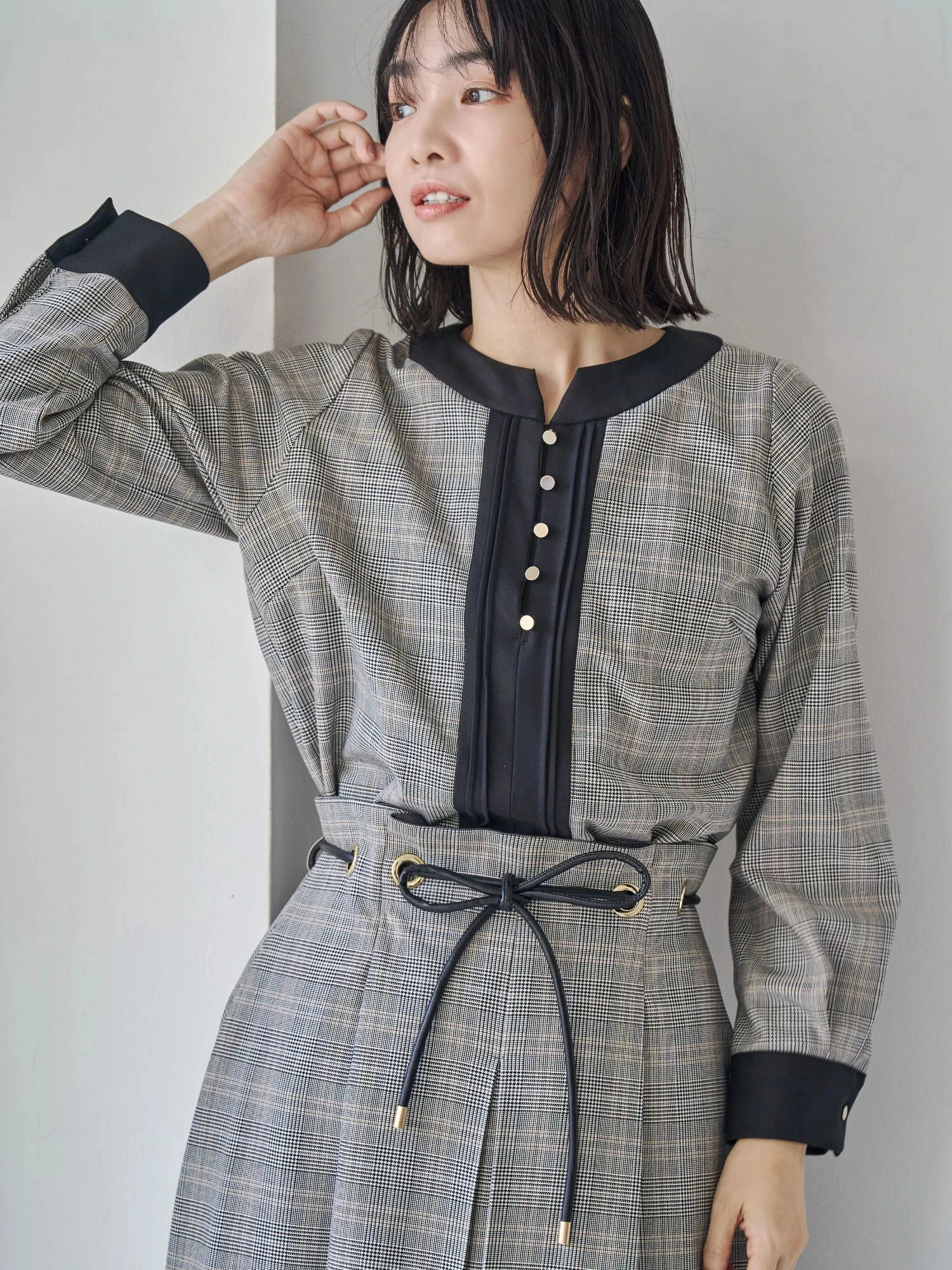 ウォームツイルバイカラーピンタックブラウス | レディース