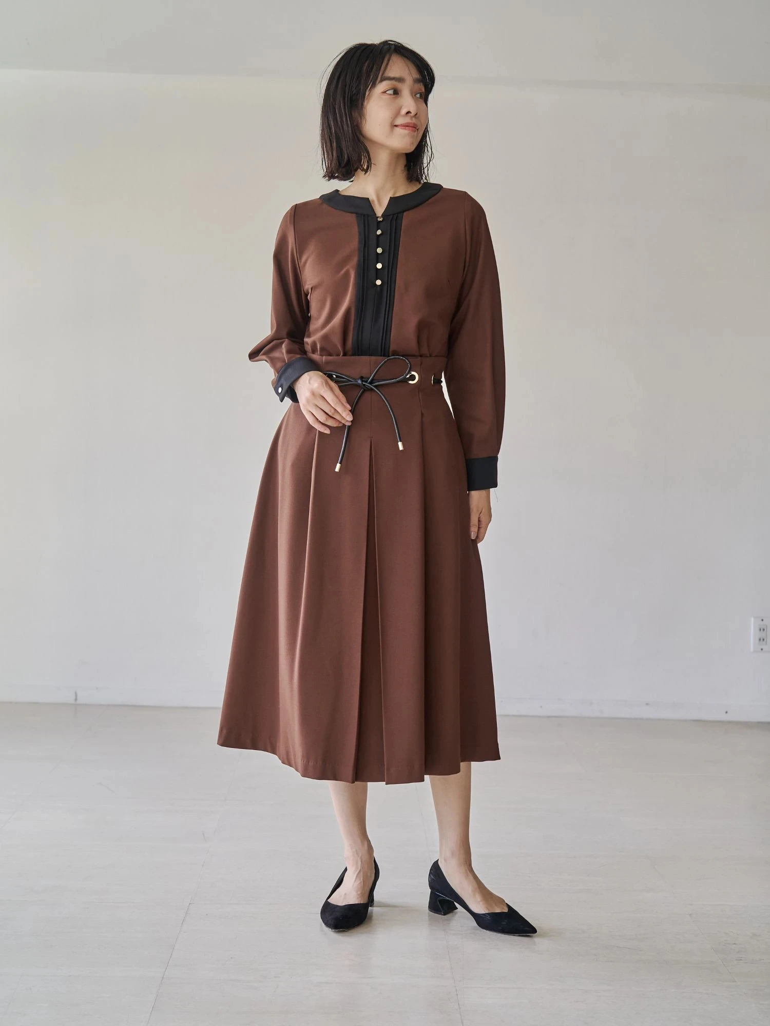 ウォームツイルバイカラーピンタックブラウス | レディース